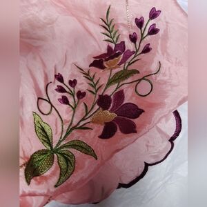 Gorgeous Silk Floral Gold Thread Filigree Embroidered Shawl Or Decorative Throw